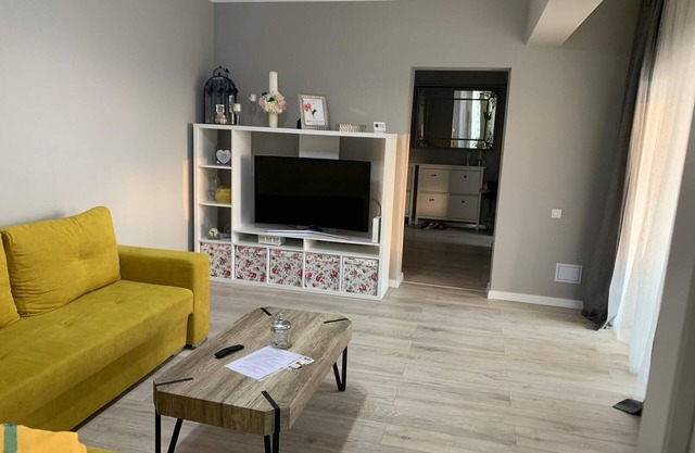 Apartamento de 3 habitaciones a 2 minutos de Ploiesti
