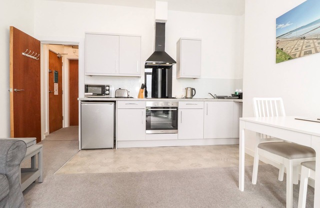 3 Seaview @ Bridlington Bay