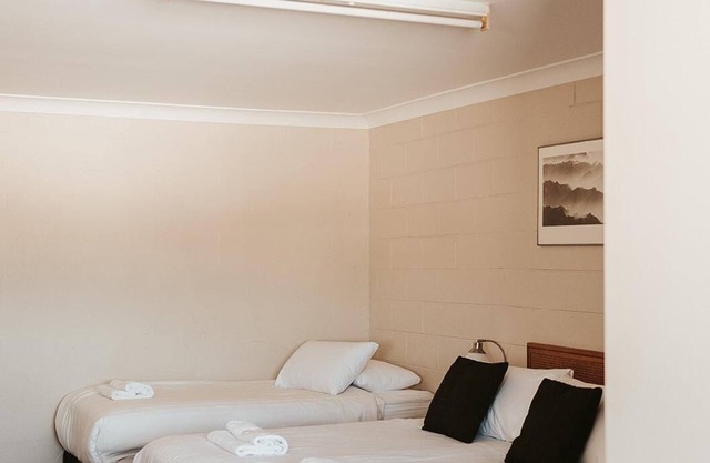 3 Share - 3 Share Room - Perisher Village Views