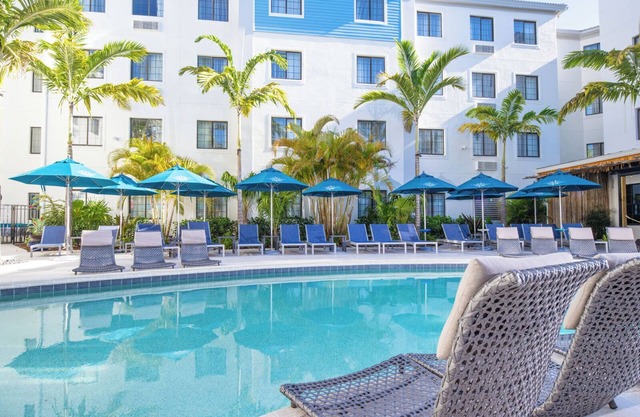 3 Units | Outdoor Pool + Free Parking | Close to Beach w/ Breathtaking Sunsets