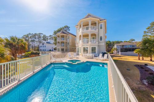 3 Urchin Manor