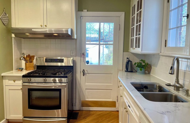 30+ Day Rental + Pet-Friendly+Fenced Yard+Dedicated Offices Bellevue/Ginter Park
