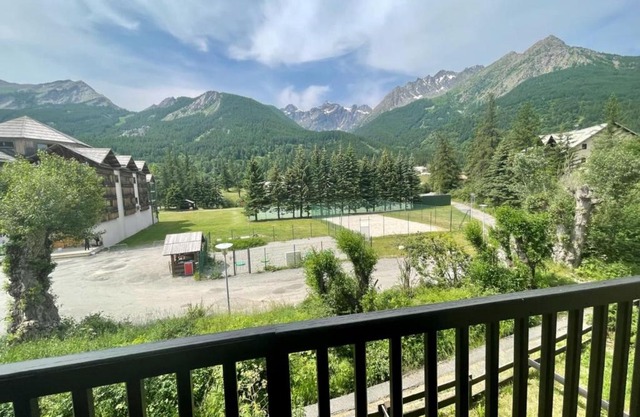 30 m next to Les Grands Bains