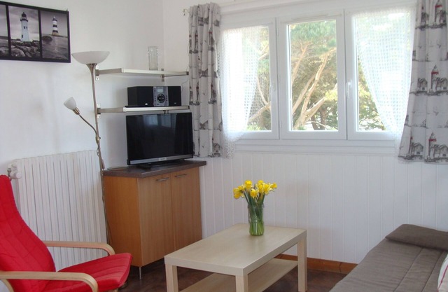 300m from the sea, charming apartment with unobstructed view and free wifi
