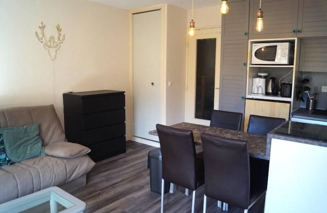 300m del centro estación, 3.o piso, vista pistas, balcón, tv, 26m², Sauze - Super Sauze