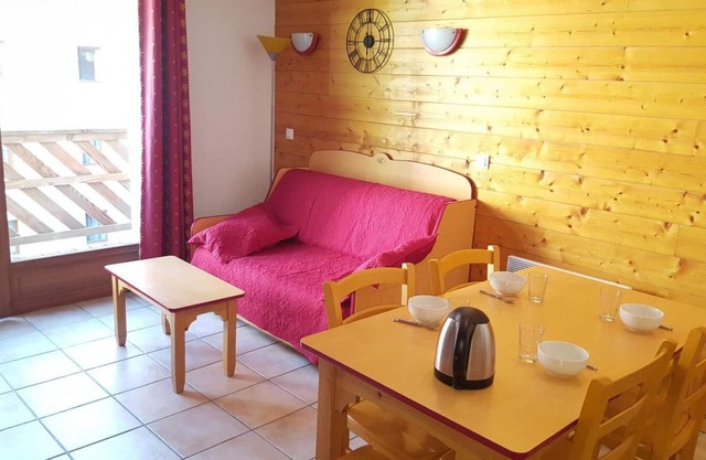 300m del centro estación, 4.o piso, balcón, tv, local para esquís, 40m², Aussois