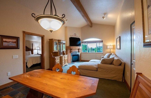 4-Star Zermatt Resort 2B2B Villa Only 15 Mins to Park City and Sundance