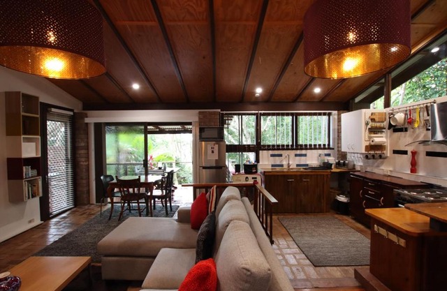 305A - The Artist's Cottage