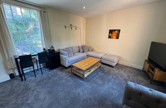 31 HIGH STREET, pet friendly in Ironbridge