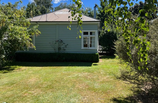 32 Scarborough Tce