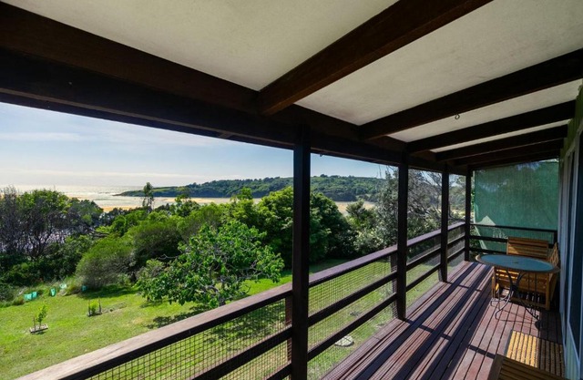 33 Lakeview Drive