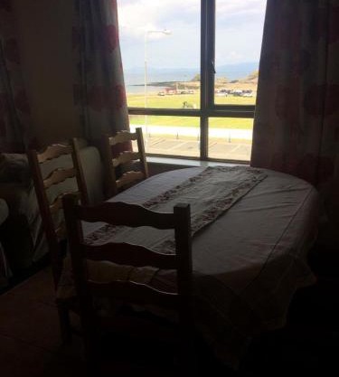 37 Atlantic Point, Ground Floor, Sea View Apartment sleeps 6
