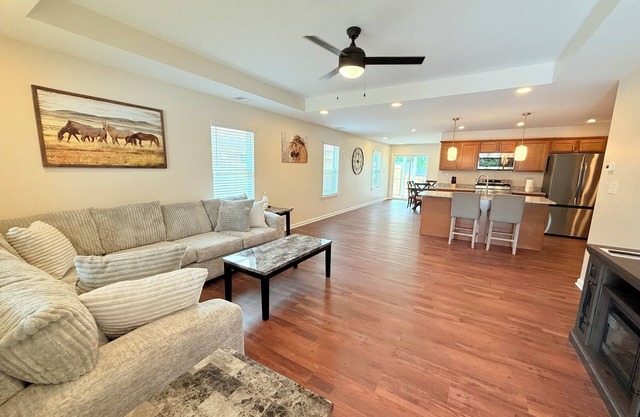 3803 Hamburg pike, New Home 2025, perfect for a family ,With hot tub,