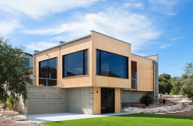 39 Riedle Beach Studio