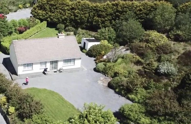 393 Tigh Kate Cor Na Mona-3 Bedroom- sleeps 5