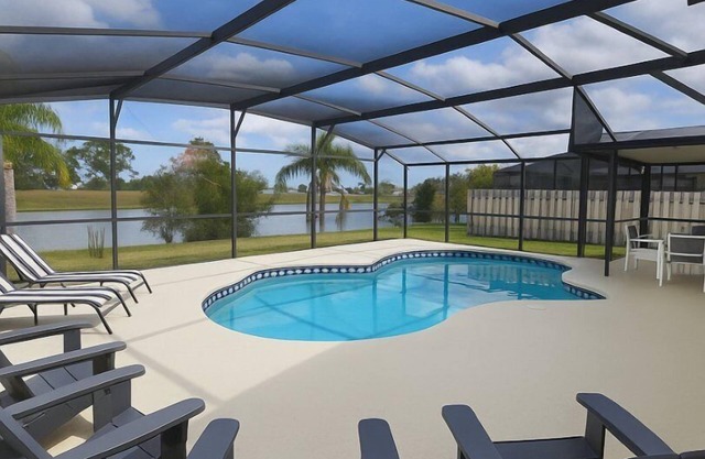 3129BP - Lakeview House with Pool DISNEY