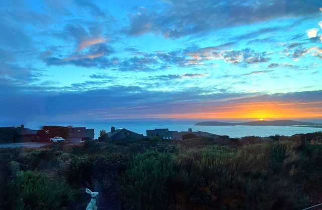 3bd2.5ba Ocean/Mountain View Single Level Spacious House sleeps 8