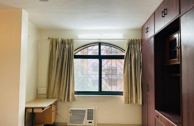 3BHK AC Flat in Prime Location of Koregaon Park