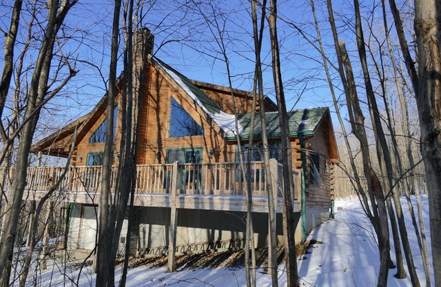 Cabaña 3BR en el bosque cerca de las áreas de Deep Creek y WISP Resort