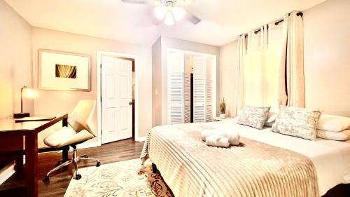 3BR Executive Stay 15 Min to ATL Airport Fast Wi-Fi Free Parking