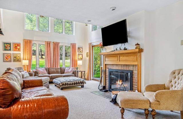 3BR, Gorgeous Golf Course Views! | Coach Road 11B