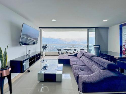 3br Panoramic Near Country Club El Poblado