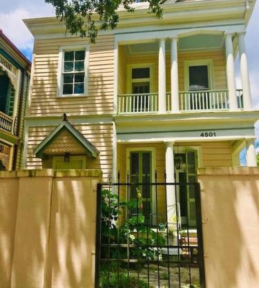 3BR Parisian Penthouse sleeps 5 w Balcony on Streetcar!