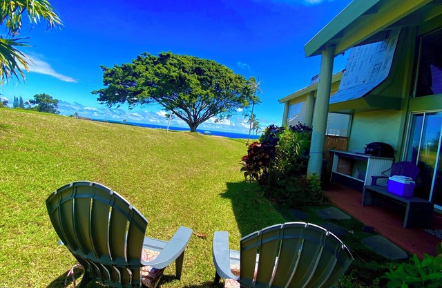 3BR - sleeps 7! Golf course and ocean views. Steps from Westin. Walk to beach!