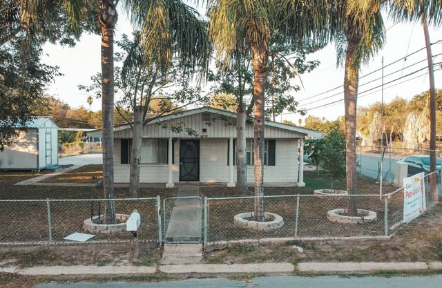 Casa en Weslaco, Cerca de Progreso y el Outlet Mall, con Wi-Fi y Aire