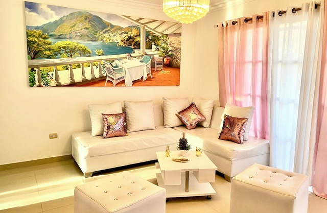 3DR Acogedor apartamento de 3 habitaciones en Santo Domingo