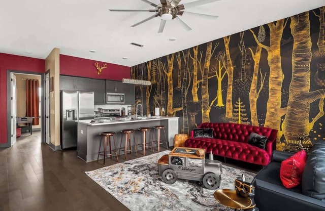 3m Broadway | Sleep 12+| Rooftop+Games | Stag Haus