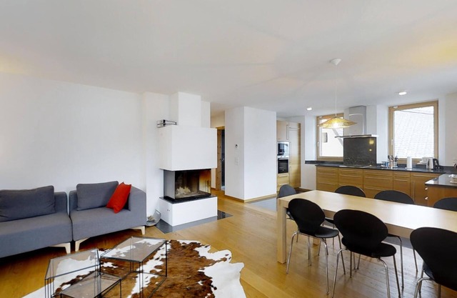 4 1/2 apartamento de habitación en el segundo