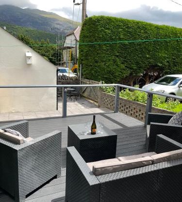 4-6 Guests in centre location with stunning views