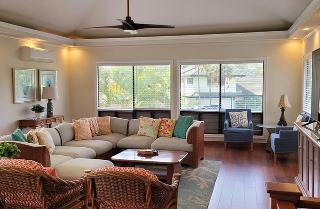 Hermosa casa de 4 habitaciones, aire acondicionado, capacidad para 8 personas, a pasos de muchas playas y restaurantes.