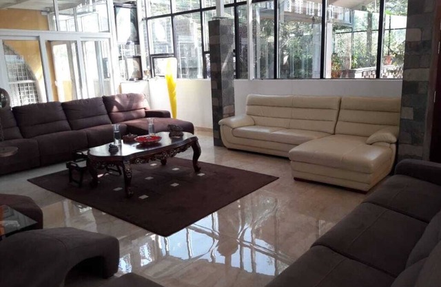 Bungalow de 5 dormitorios y 5 baños con capacidad para 15 personas (desayuno incluido)