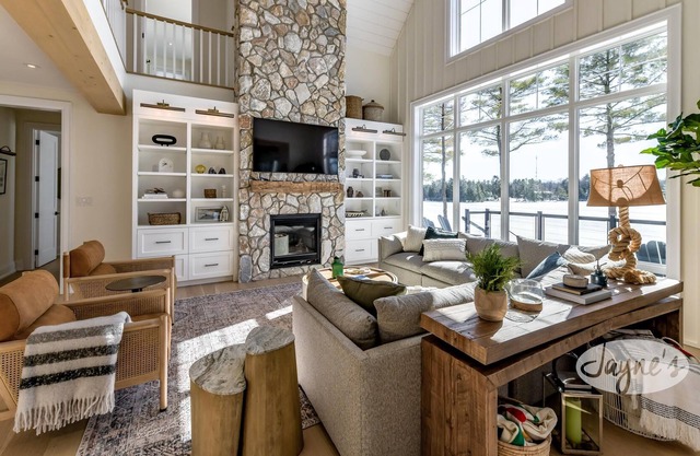 4 bed 4 bath cottage New Build! Boating Access to Georgian Bay!