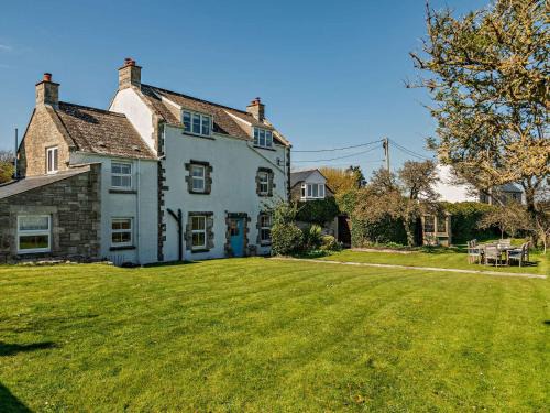 4 bed in Acton 76659