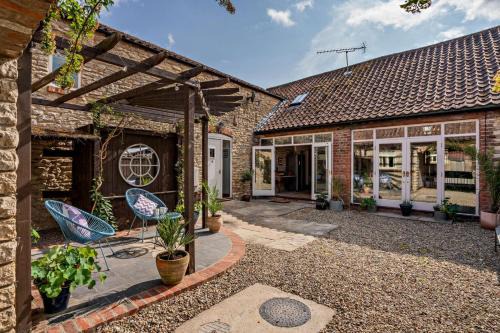 4 Bed in Cawton oc-t32408