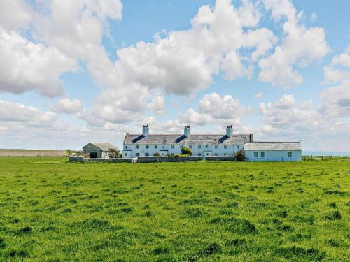 4 Bed in Isle of Purbeck IC036