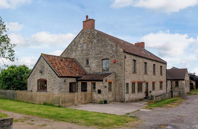 Alojamiento de 4 habitaciones en North Wooton, near Wells