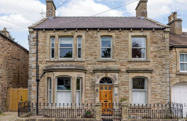Alojamiento de 4 habitaciones en West Burton