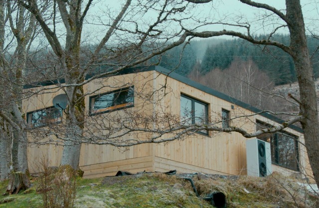 4 bedroom accommodation in Fearnan, near Aberfeldy