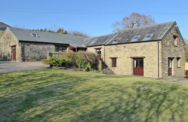 4 bedroom accommodation in Menheniot