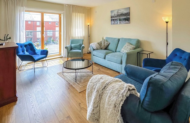 Alojamiento de 4 habitaciones en Swansea