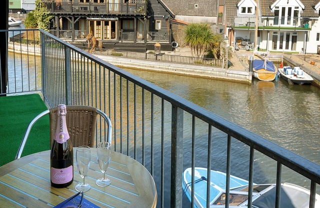 Alojamiento de 4 habitaciones en Wroxham