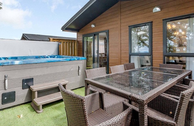 4 bedroom accommodation in Ayr, Ayrshire