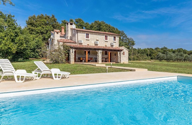Bonita casa en Pula con WiFi