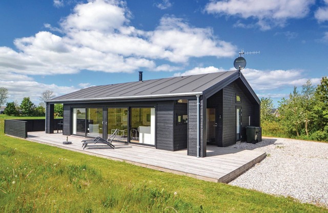 Hermosa casa de 4 dormitorios en Grenaa