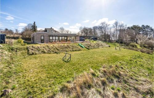 4 Bedroom Beautiful Home In Knebel