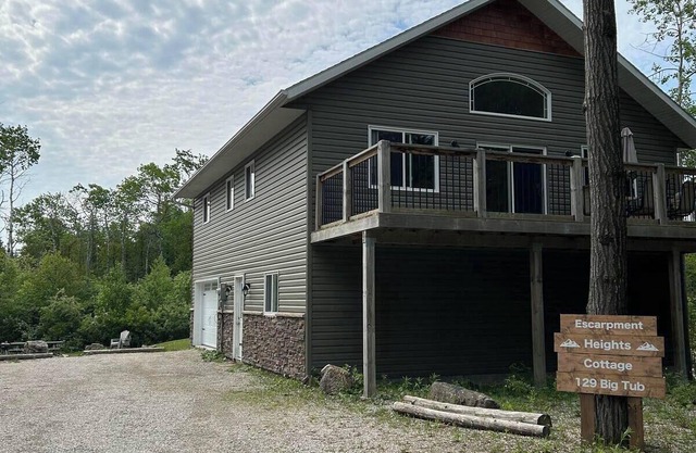 4 Bedroom Cottage- 129 Big Tub Rd